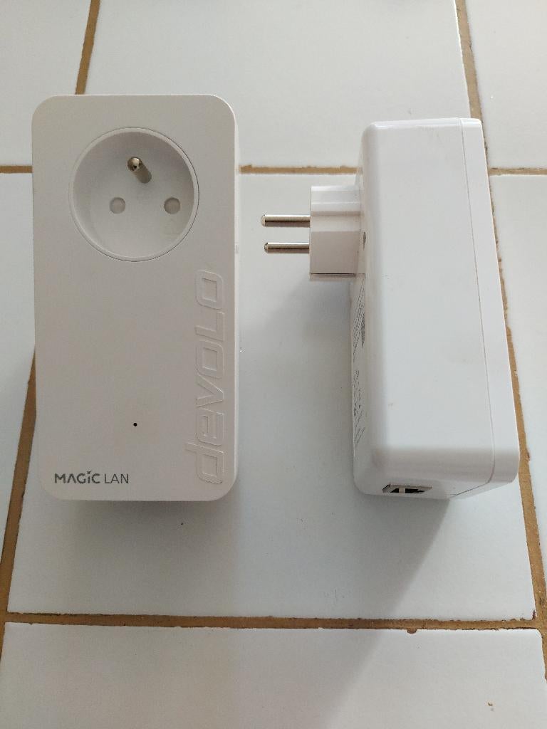 Adaptateur DEVOLO, Enlèvement, Neuf, Adaptateur