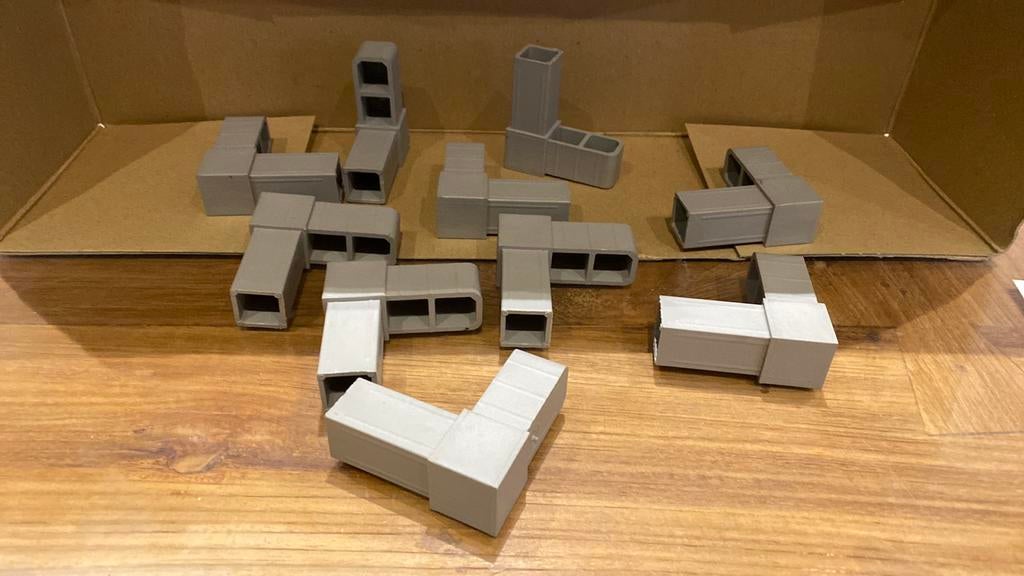 Voilere koppelstukken 25mmx25mm die ik over heb. 11 stuks nw, Enlèvement, Comme neuf