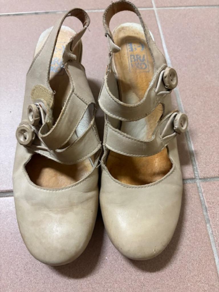 Schoenen Brako maat 40, Kleding | Dames, Beige, Gedragen, Brako, Sandalen of Muiltjes
