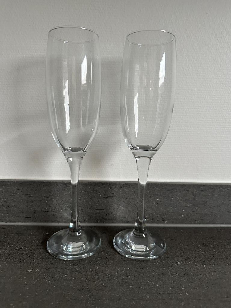 Lot van 2 champagne glazen, Ophalen, Zo goed als nieuw, Overige typen