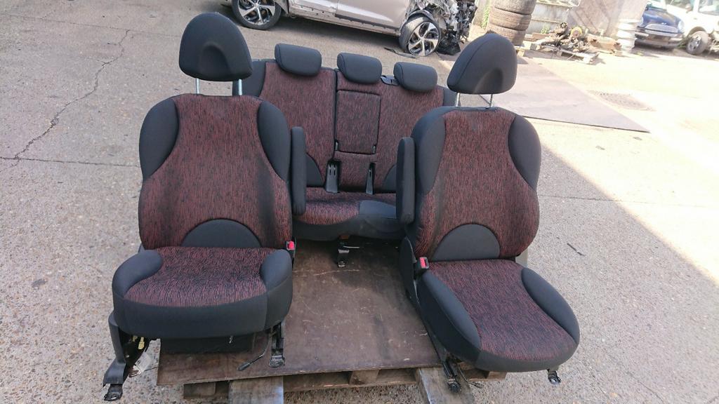 Nissan Note E11 interieur in zeer goede staat, Ophalen, Nvt, Nvt, Nvt