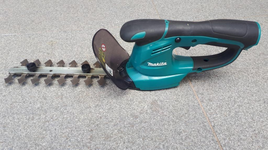 Makita Accu heggenschaar, Tuin en Terras, Ophalen, Zo goed als nieuw, Accu, MAKITA