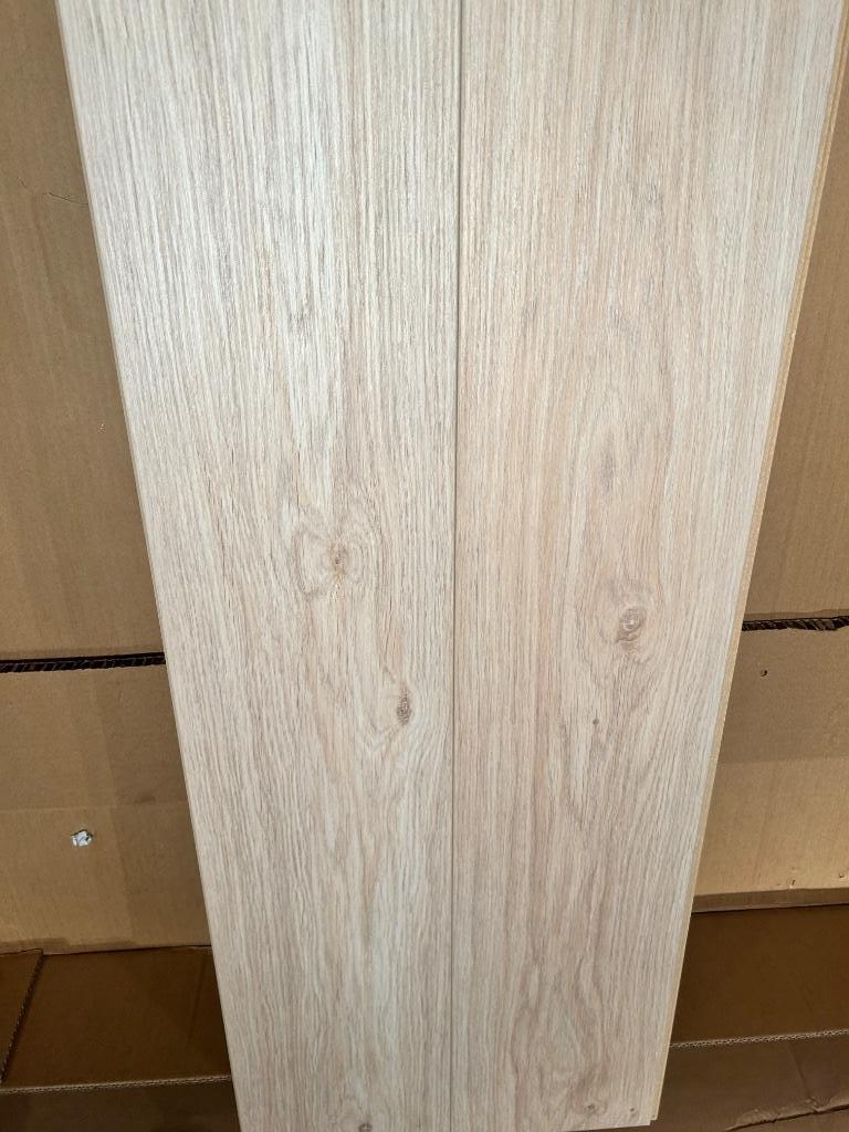 Laminaatvloer, houtstructuur, dikte 8 mm, 115m2 / 52 pakket, Ophalen, Overige typen, Nieuw, 10 m² of meer