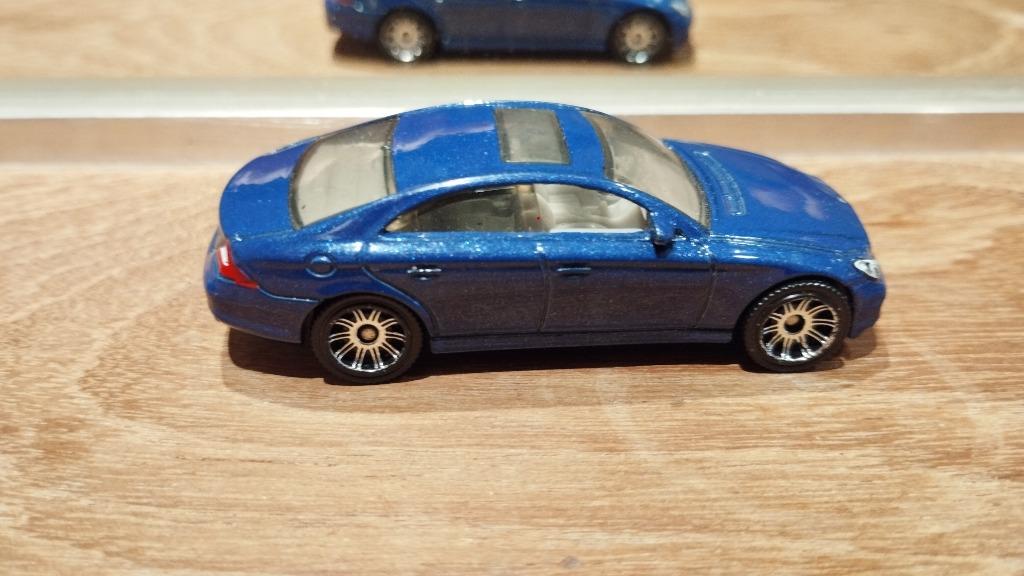 Matchbox Mercédès CLS 500 2005 1/65, Envoi, Utilisé, Voiture