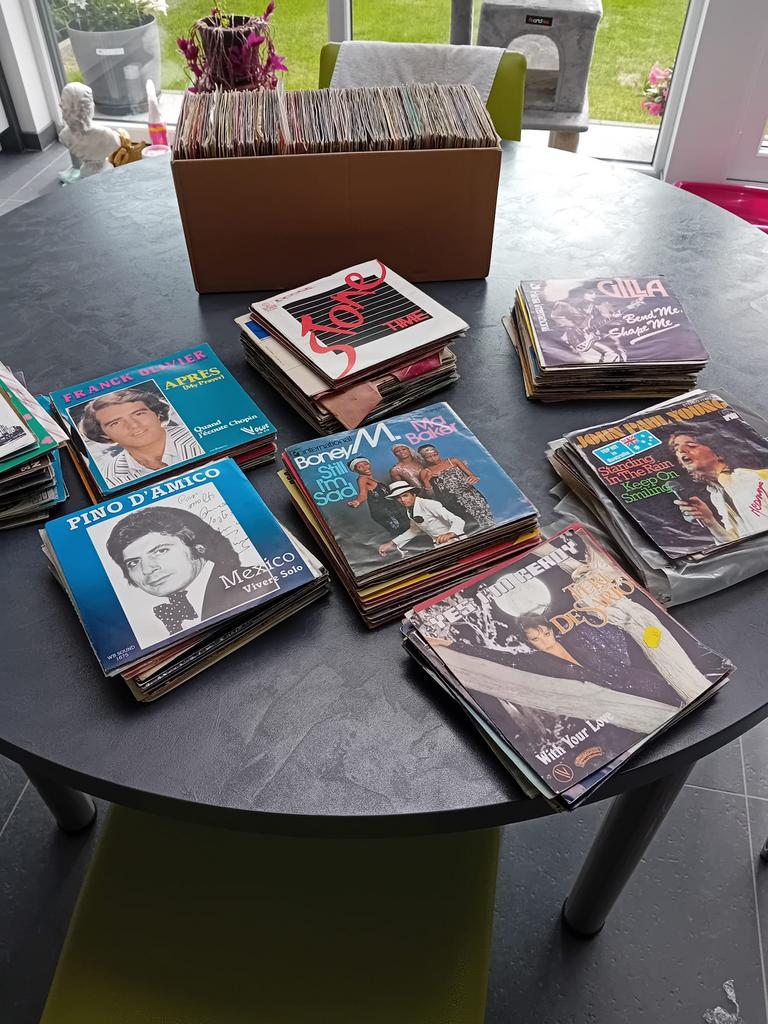 350 vinyl singles pop en Rock muziek jaren ‘70 en ‘80, Enlèvement, Comme neuf