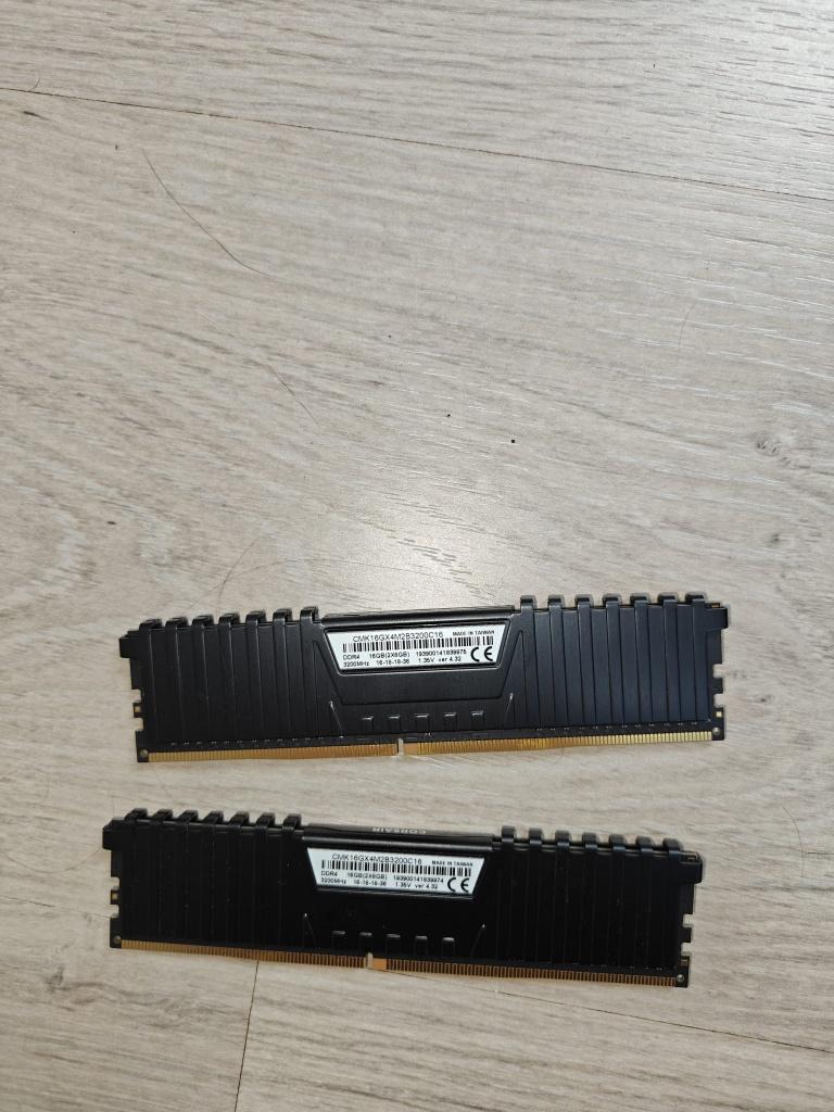 GPU, RAM, Informatique & Logiciels, Enlèvement, Comme neuf, GDDR4