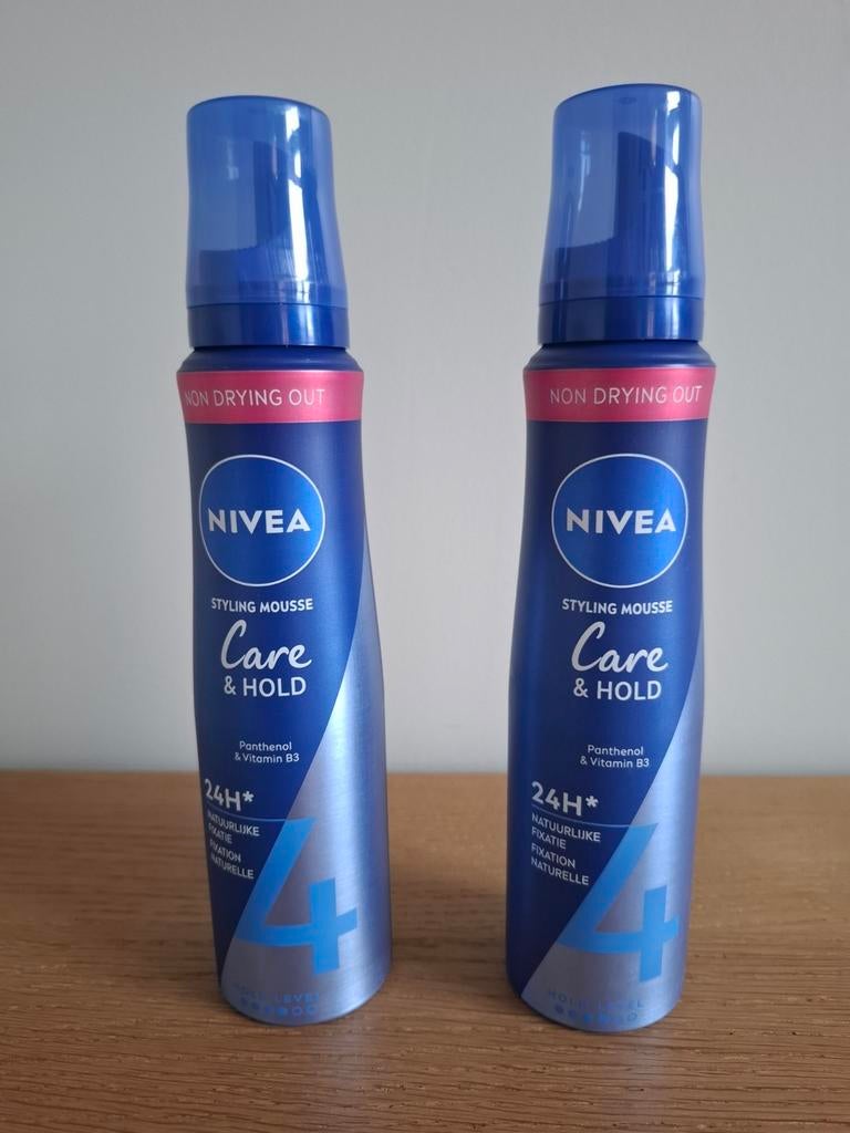 Mousse coiffante Nivea Care & Hold 4, Enlèvement, Neuf, Gel, Cire, Laque ou Mousse