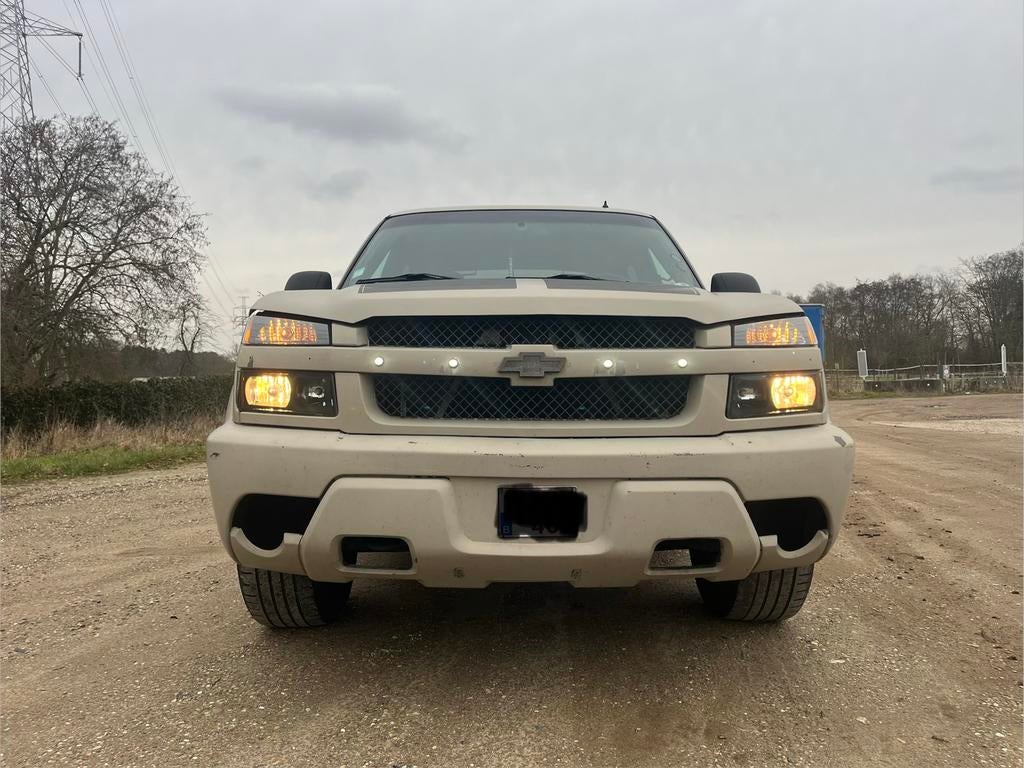 Chevrolet Avalanche 5.3 V8 Famous stars and straps., Auto's, Automaat, 4 deurs, Beige, Leder