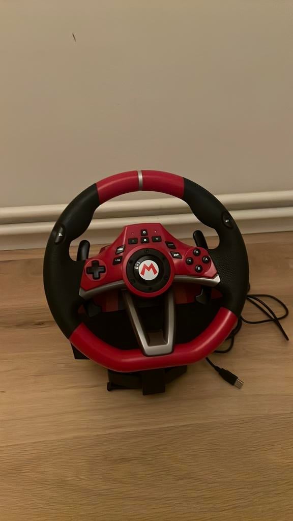 Volant+pédales Mariokart, Enlèvement, Comme neuf