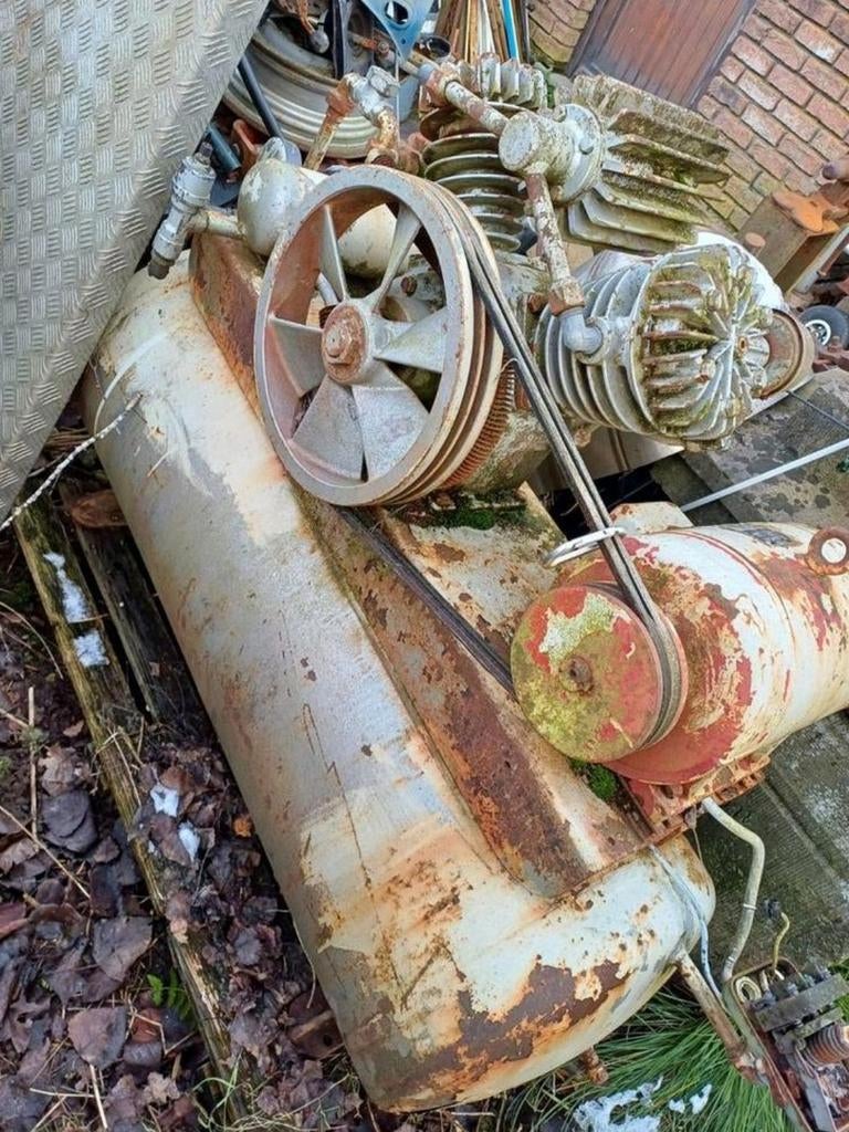 gros compresseur de garage en ètat de marche mais, Enlèvement
