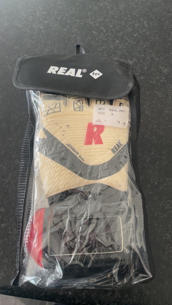Keepershandschoenen Real, Ophalen of Verzenden, Zo goed als nieuw