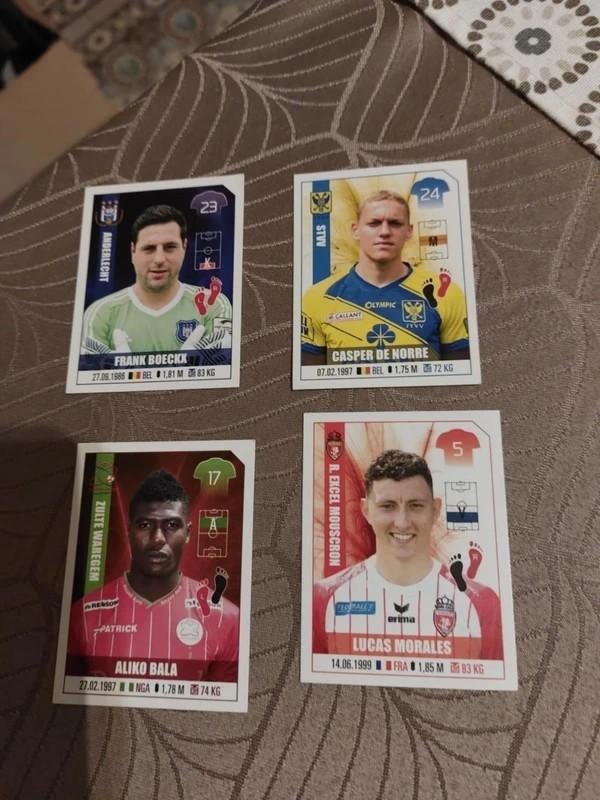 Panini / 4 Stickers / Football 2018, Enlèvement ou Envoi, Neuf, Affiche, Image ou Autocollant