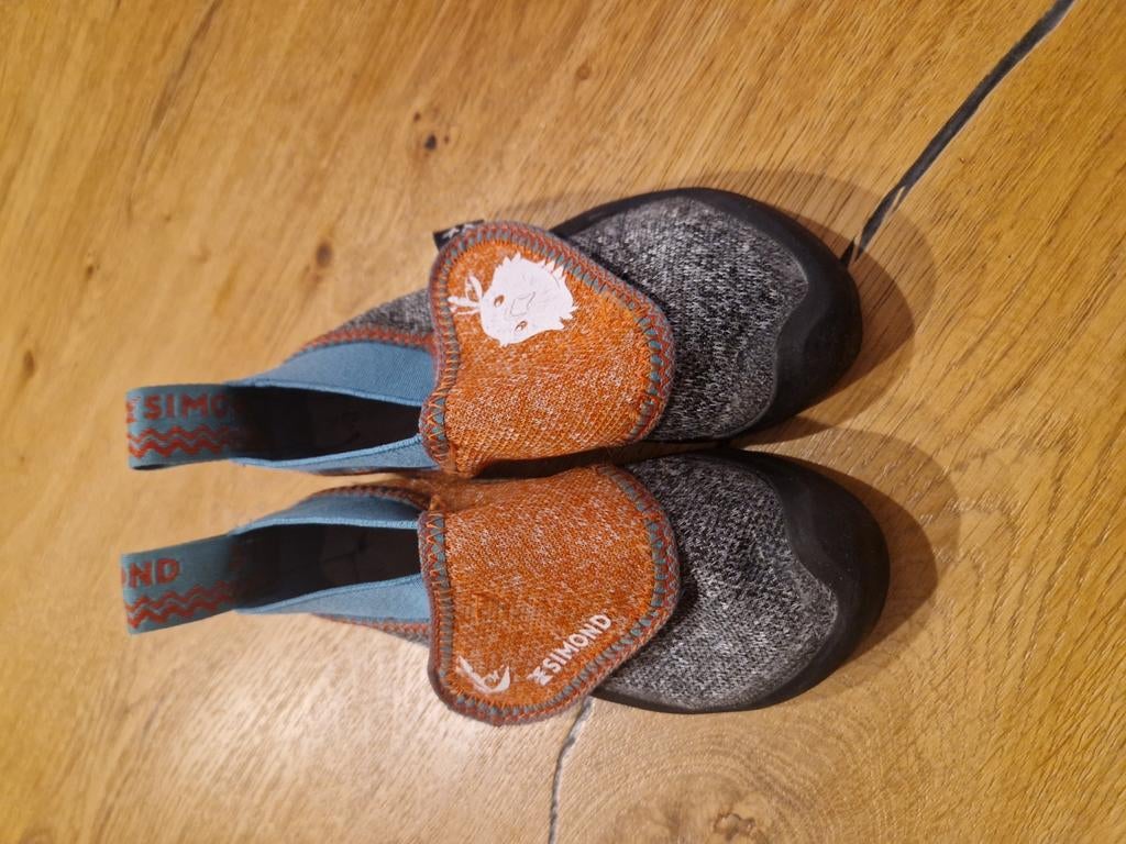 Chaussons escalade Simond enfant (taille 26/27), Enlèvement, Comme neuf