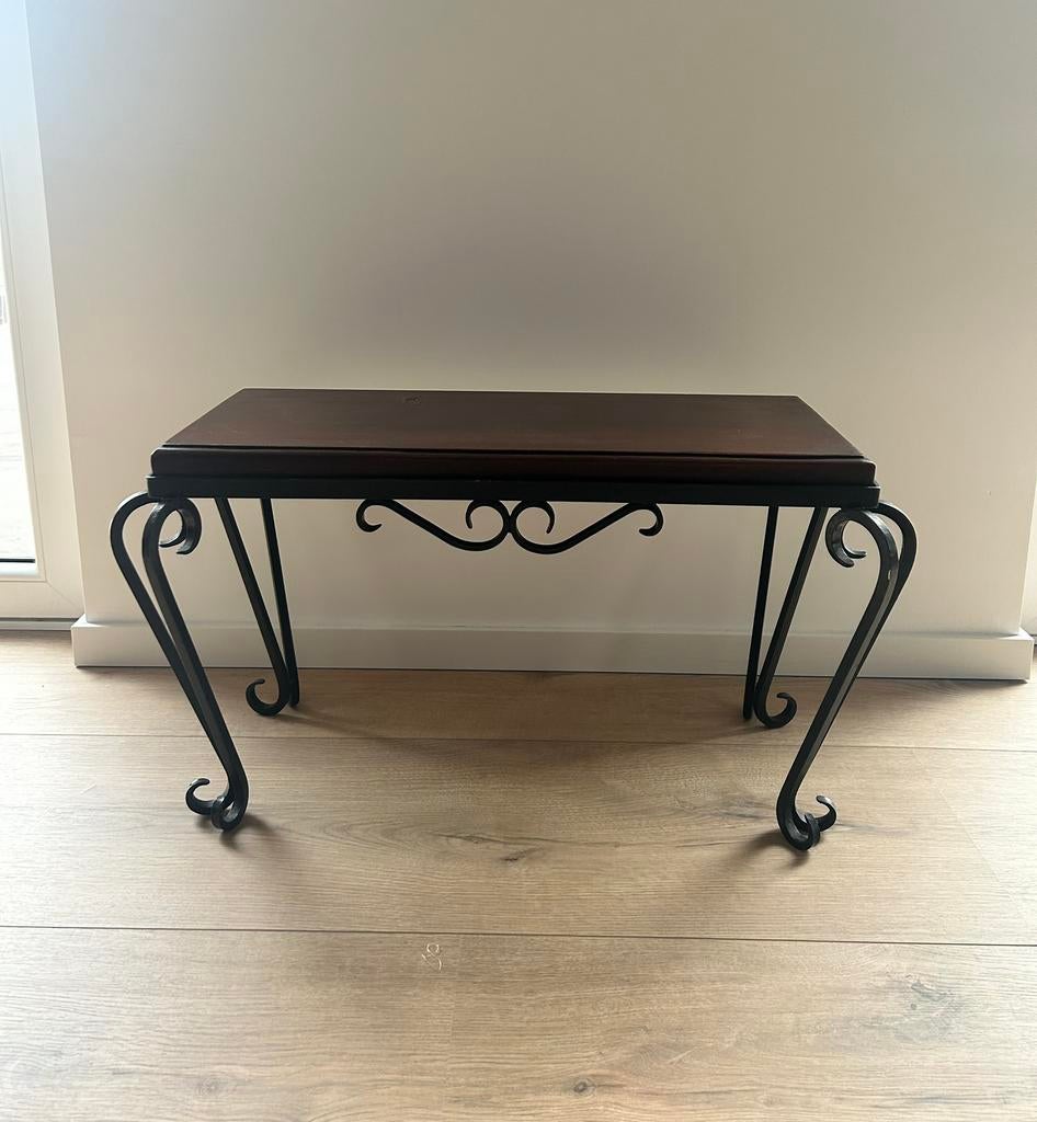 Table d'appoint, Enlèvement, Utilisé