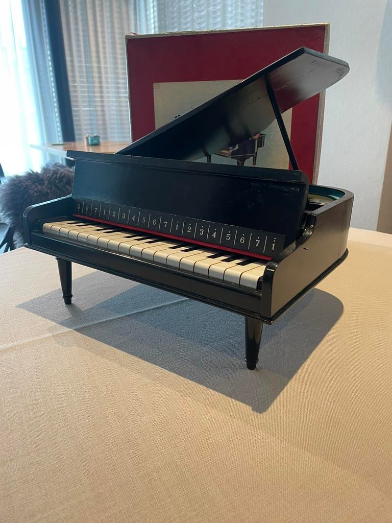 Oud kinder piano, Enlèvement, Utilisé, Piano