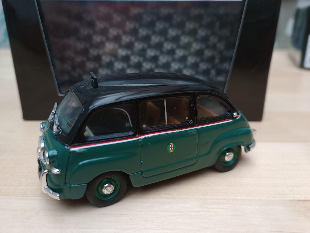 Brumm R 251 Fiat 600 Multipla Taxi, Hobby en Vrije tijd, Modelauto's | 1:43, Ophalen of Verzenden, Zo goed als nieuw, Auto