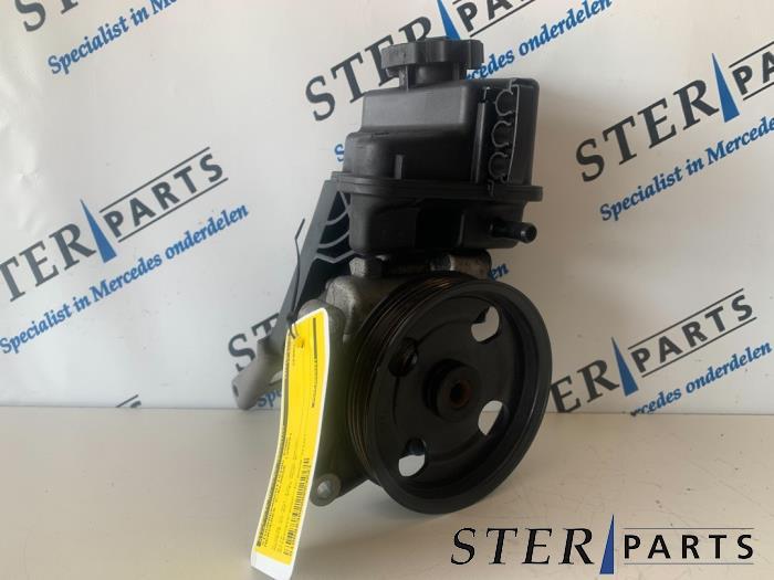 Pompe direction assistée d'un Mercedes C-Klasse, 3 mois de garantie, Utilisé, -, -