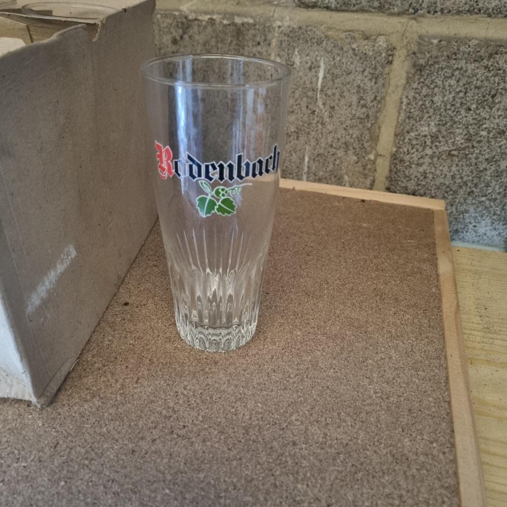 Verre Rodenbach (modèle 13), Ophalen of Verzenden, Gebruikt, Glas of Glazen, Overige merken