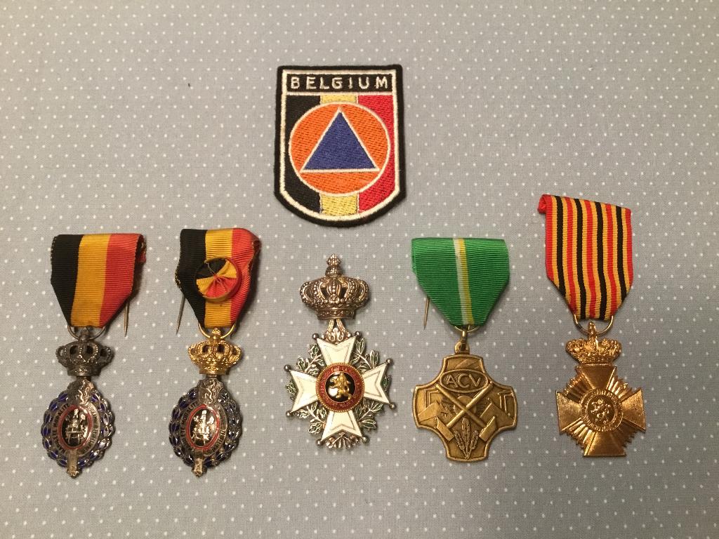 Militaire eretekens, Verzamelen, Ophalen of Verzenden, Overige soorten, Lintje, Medaille of Wings