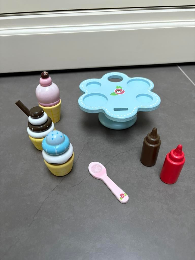 Houten speelgoed ijsjes, Enlèvement, Utilisé, Meuble ou Kitchenette
