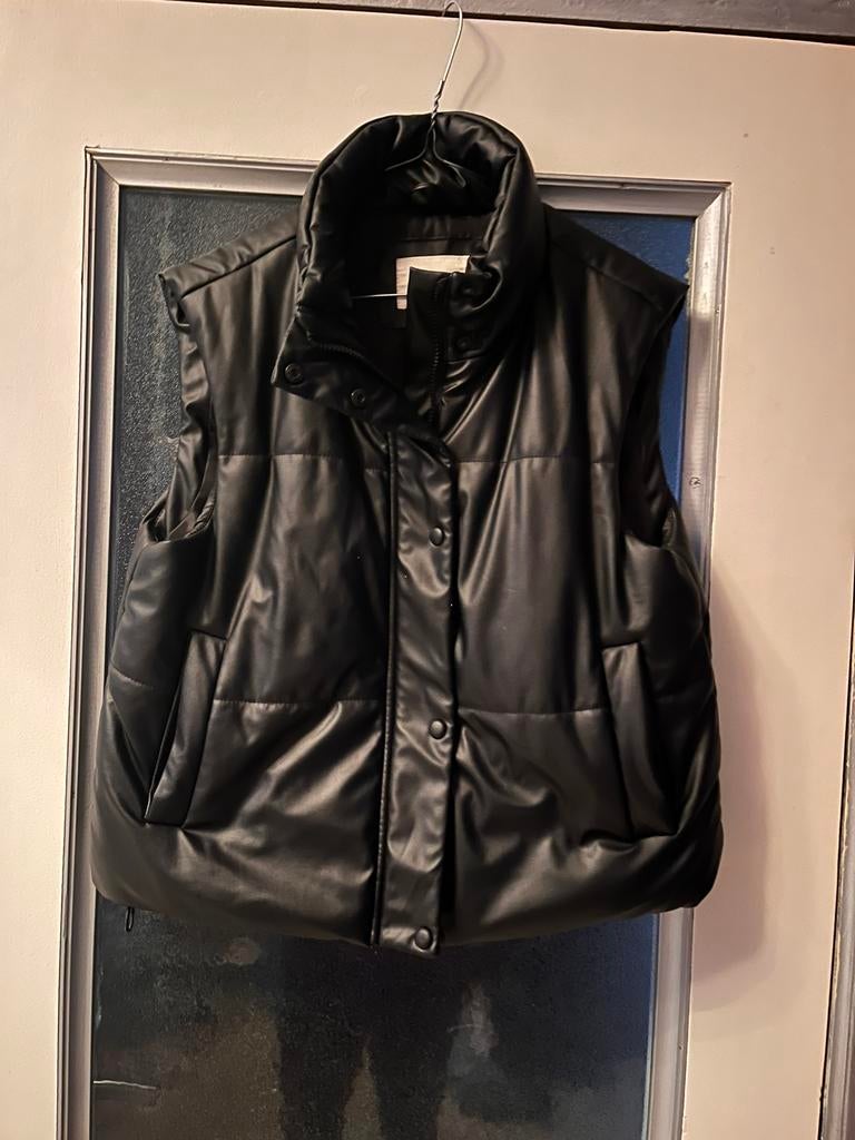 Gilet matelassé noir sans manche taille M Peut se resserrer, Vêtements | Femmes, Enlèvement ou Envoi, Comme neuf, Noir
