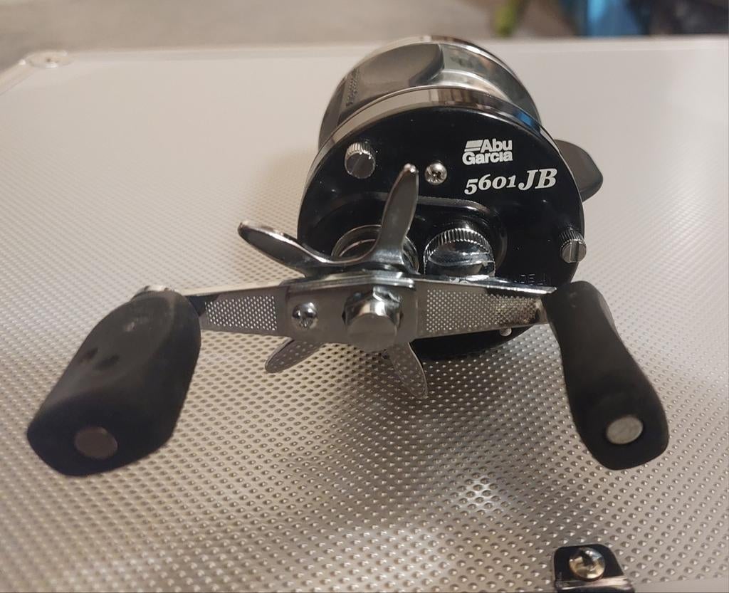 Abu garcia 5601c JB, Watersport en Boten, Hengelsport | Algemeen, Ophalen of Verzenden, Zo goed als nieuw, Kunstaas