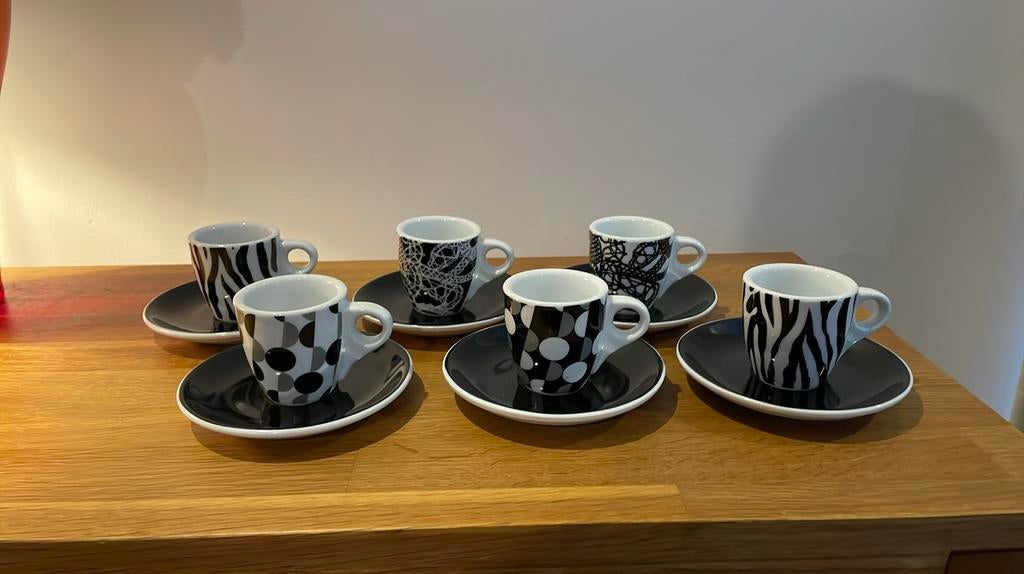Koffie kopjes voor espresso - merk: Yong, Ophalen, Zo goed als nieuw