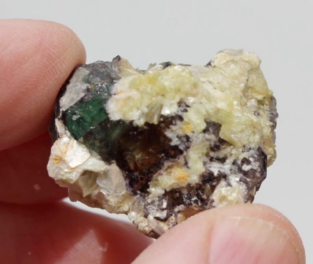 FLUORIET uit ERONGO in NAMIBIE, Ophalen of Verzenden, Mineraal
