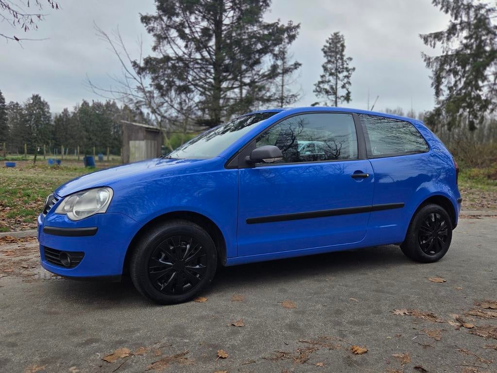Volkswagen Polo 1400c REEDS BLANCO GEKEURD VOOR VERKOOP, Auto's, Voorwielaandrijving, Stof, Mistlampen, Blauw