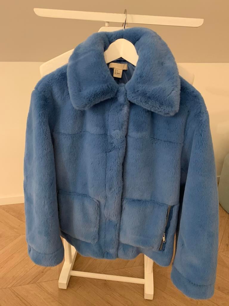 Felblauw pelsen jasje maat 32, Enlèvement ou Envoi, Comme neuf