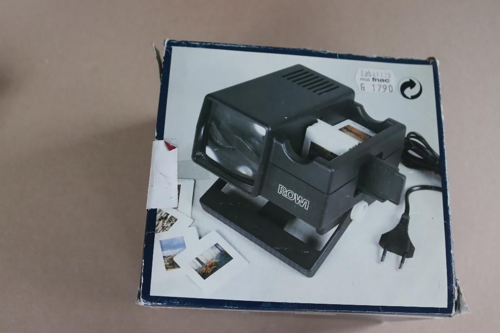 ROWI mini diaprojector gebruikt, Ophalen, Gebruikt