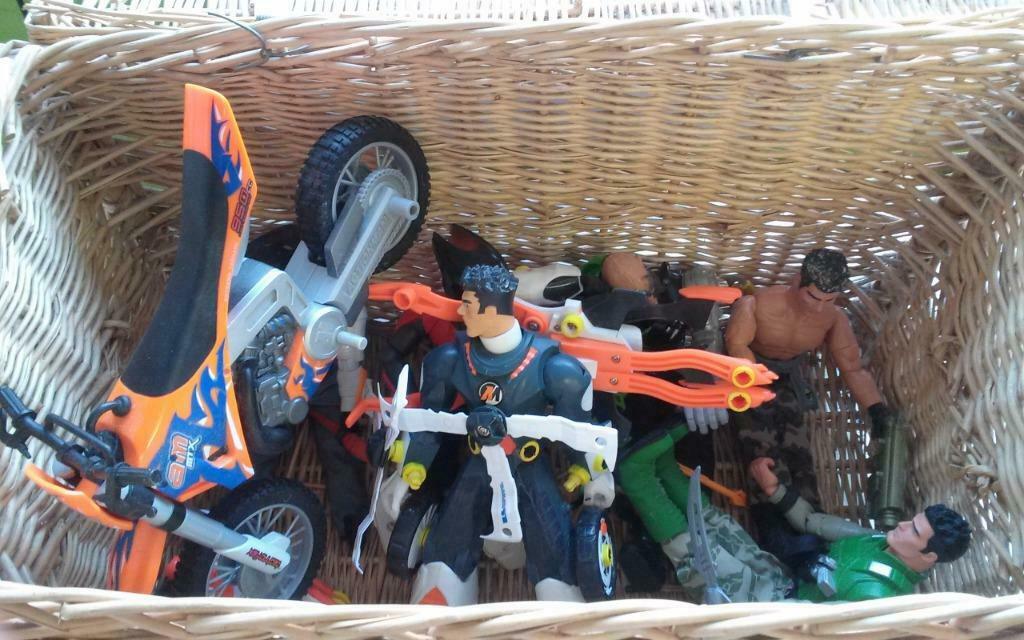 Lot d' Action Man avec accessoires SUPER ÉTAT, Enlèvement, Comme neuf