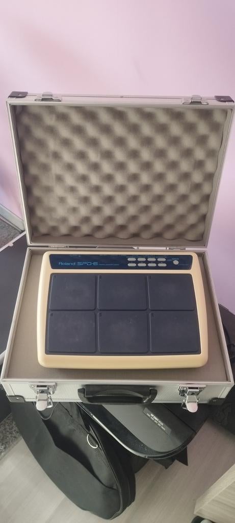 Multipad Roland SPD-6 + 2 pédales + coffret de protection, Enlèvement