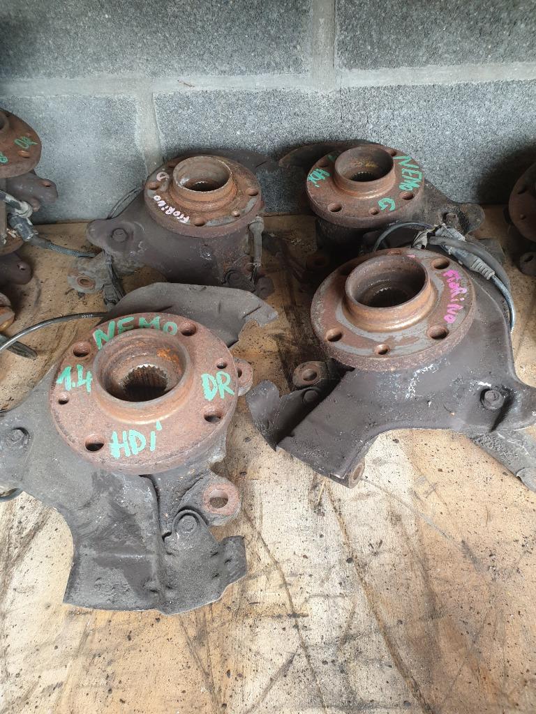 Moyeu fusé avant NEMO BIPPER FIORINO 1.4 HDI roulement roue, Ophalen, Fiat