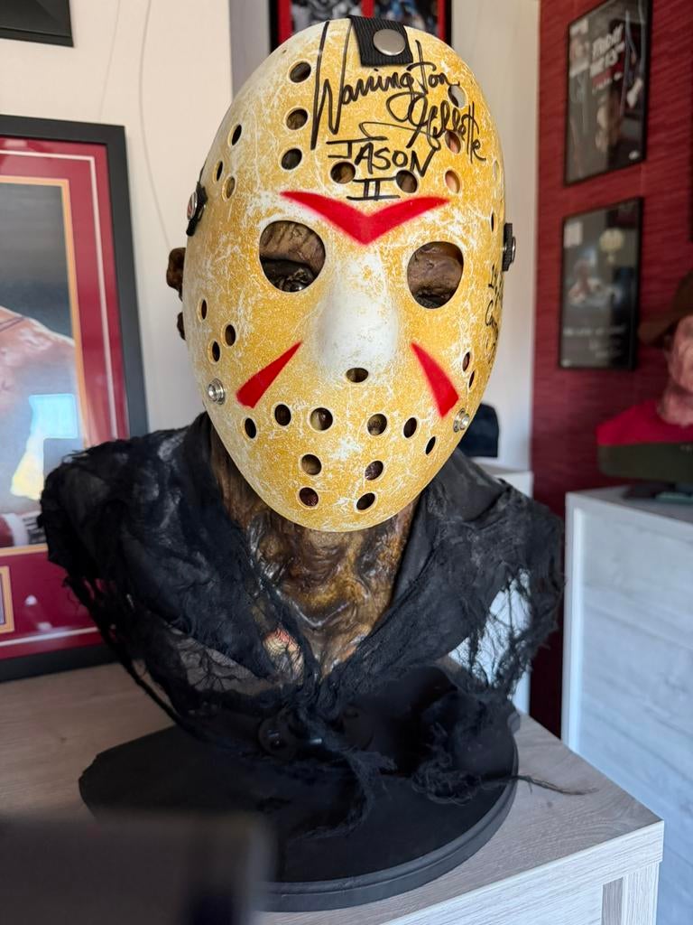 FRIDAY THE 13 TH LIVE SIZE BUST NEW, Ophalen of Verzenden, Zo goed als nieuw, Film, Actiefiguur of Pop