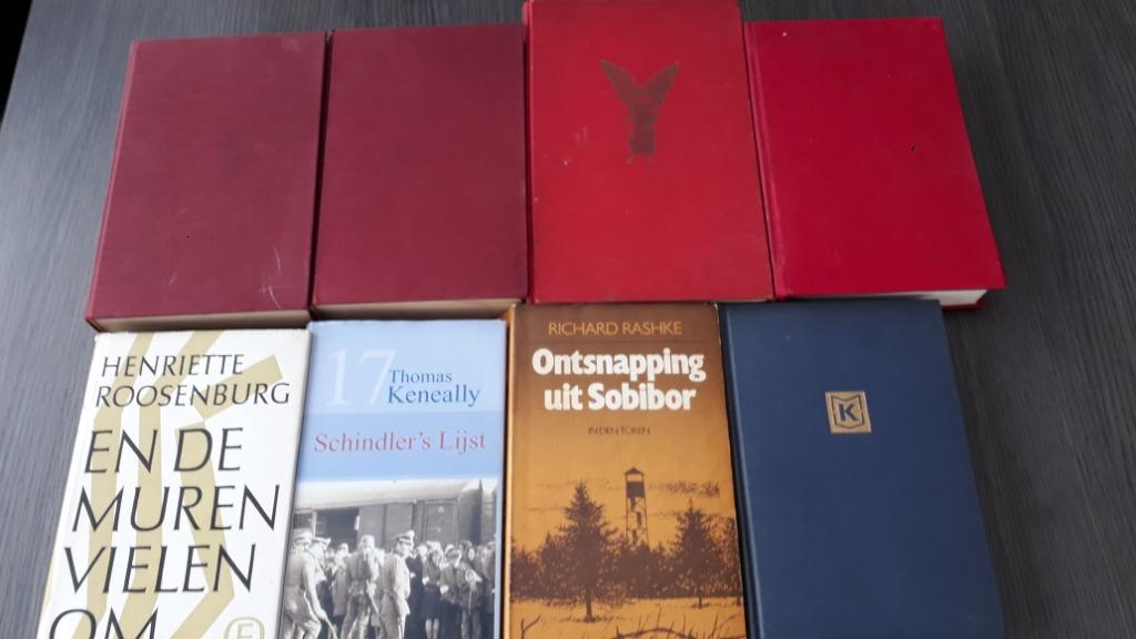 7 boeken over concentratiekampen (Lot 4), Boeken, Ophalen of Verzenden