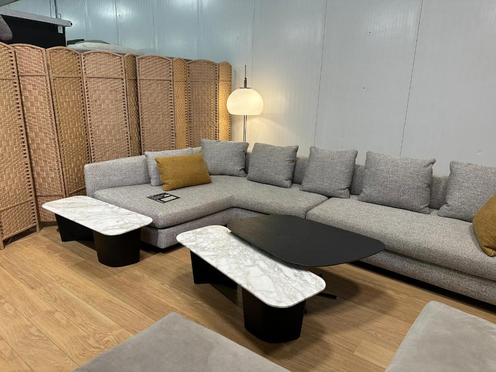 TBE Minotti Granville configuration d’angle - PN: €60k, Enlèvement ou Envoi, Comme neuf, Autres matériaux, Design Complete Zithoek Minotti