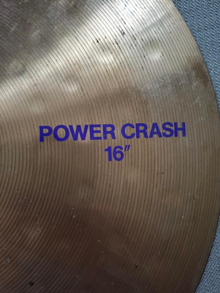 Paiste vintage 400 power crash 16 pouces pour votre batterie, Musique & Instruments, Enlèvement ou Envoi, Comme neuf