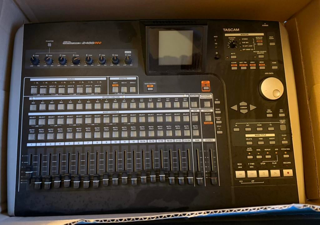 Tascam 2488neo, Ophalen, Zo goed als nieuw