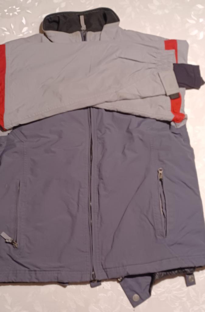 2NDSKY: ski-jas, licht-donkergrijs/rood, maat M, Sport en Fitness, Skiën en Langlaufen, Ophalen of Verzenden, Gebruikt, Ski, Kleding