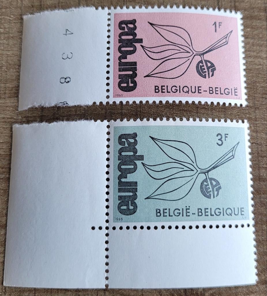 2 oude postzegels: Europa (postfris), Postzegels en Munten, Europa, Frankeerzegel, Ophalen of Verzenden, Zonder stempel