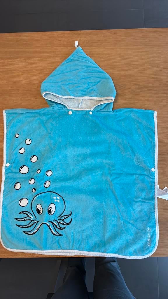 Poncho badstof voor kleuters - exemplaar 1, Kinderen en Baby's, Kinderkleding | Kinder-zwemkleding, Ophalen, Zo goed als nieuw