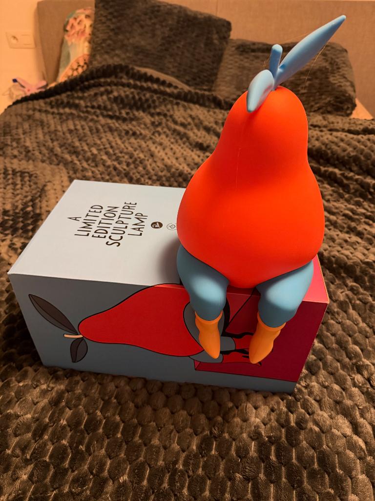 Piet Parra, A Pear Lamp, Antiek en Kunst, Kunst | Beelden en Houtsnijwerken, Ophalen of Verzenden