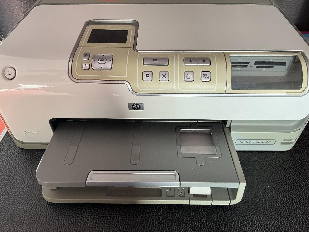 Kleurenprinter + scanner 40€, Ophalen, Zo goed als nieuw