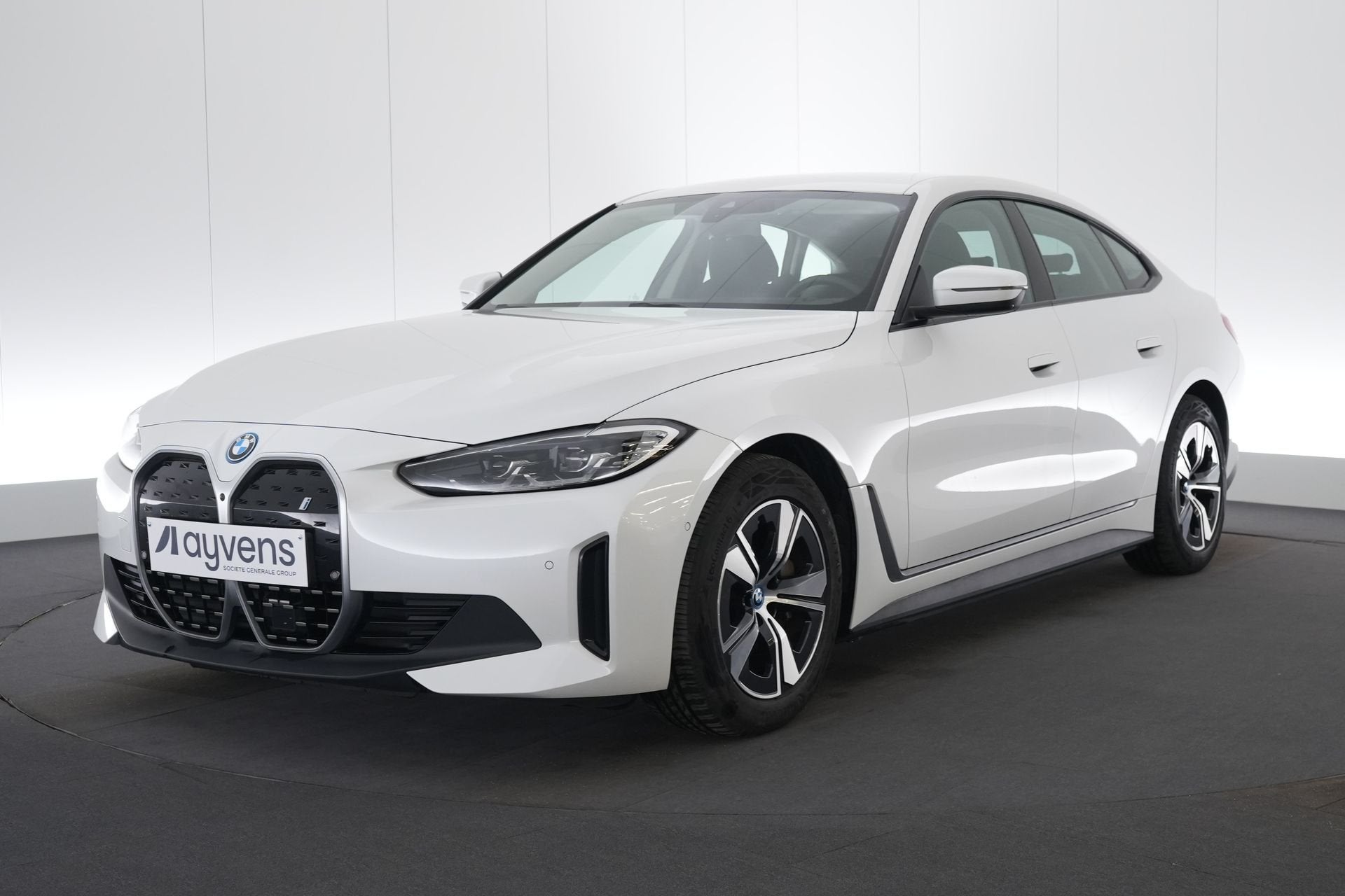 (2DDU576) BMW I4, Autos, BMW, I4, Phares entièrement LED, Achat, 80 kWh