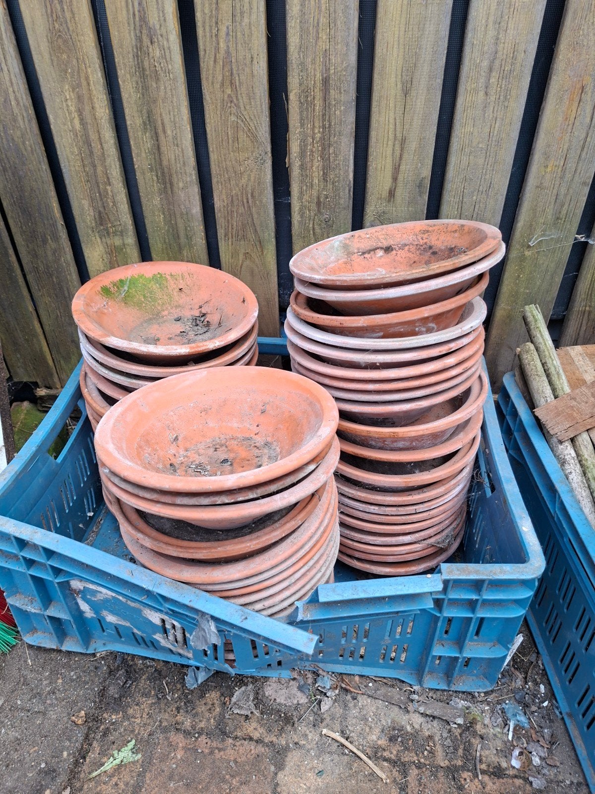 Terracota pannen 40 stuks gratis, Tuin en Terras, Bloempotten, Ophalen, Terracotta
