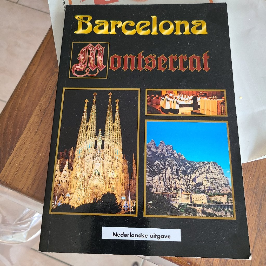 Boek - Barcelona Montserrat - Nederlandse versie, Servei d'Entreteniments Turístics la Selva, S.L., Europa, Zo goed als nieuw