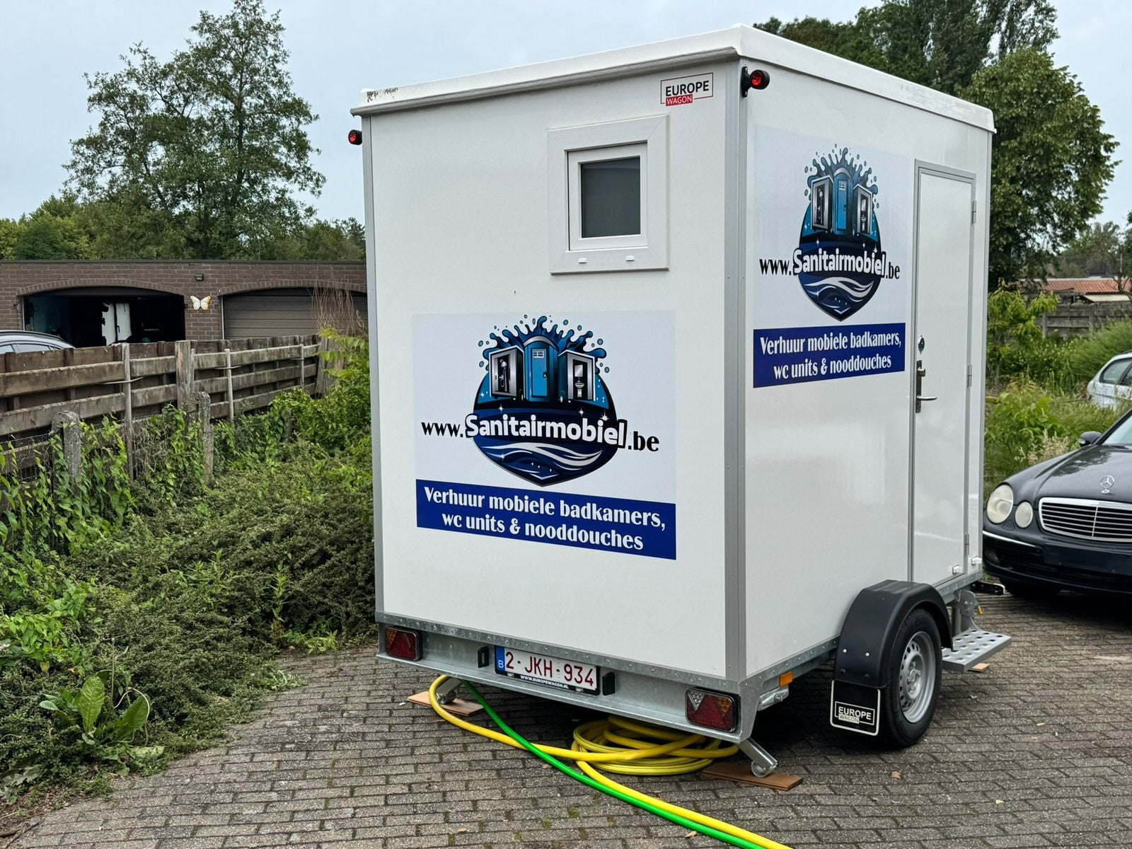 Verhuur mobiele badkamers, toiletwagens en mobiele douches, Hobby en Vrije tijd, Ophalen of Verzenden, Zo goed als nieuw