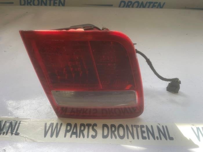 Feu arrière gauche d'un Audi A8, Autos : Pièces & Accessoires, -, 3 mois de garantie, Audi, Utilisé