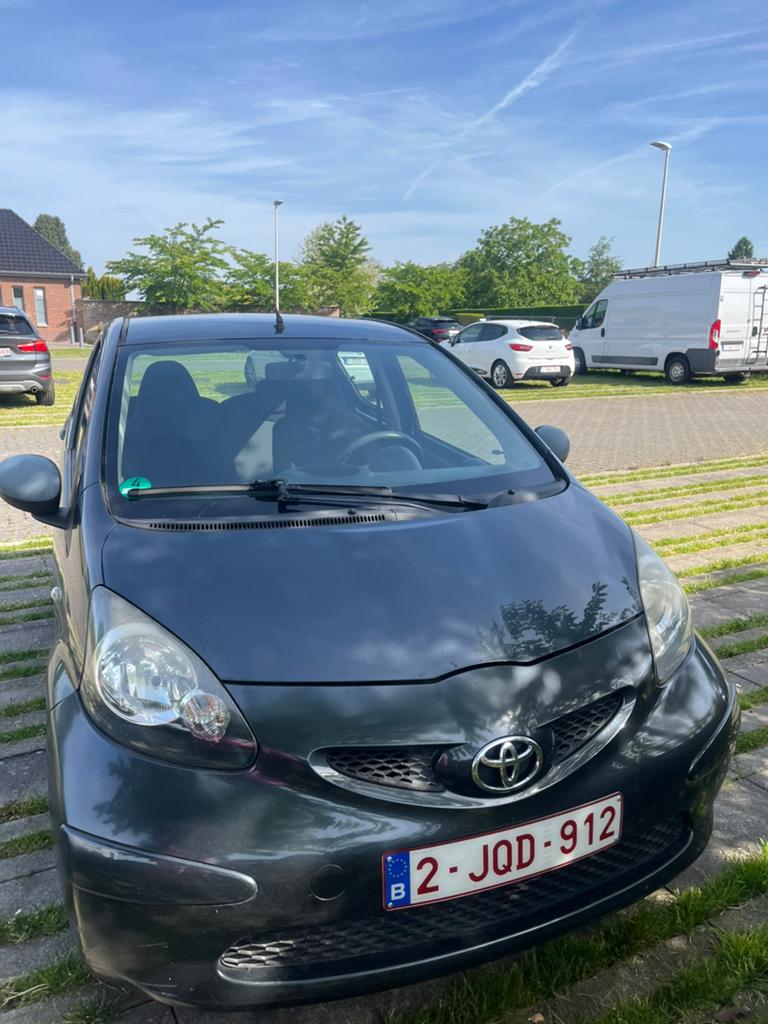 Toyota aygo- radio - elek ramen, Autos, Toyota, Achat, 998 cm³, 5 portes, Particulier